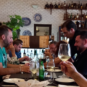 Jantar mistério de team building