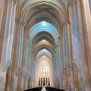 Nave da igreja do Mosteiro de Alcobaça